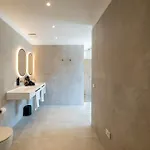 Hi - Lakeview Pool 3*