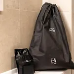 Hotel Hi - Lakeview Pool