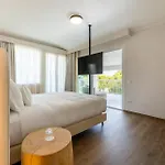 Hotel Hi - Lakeview Pool 3*