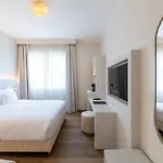 Hotel Hi - Lakeview Pool Sirmione