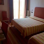 Hotel Hi - Lakeview Pool Sirmione