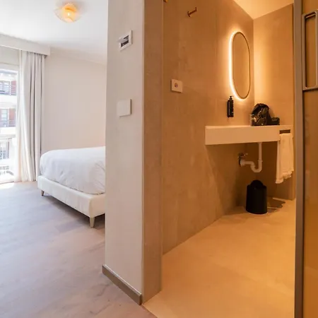 Hotel Hi - Lakeview Pool 3*