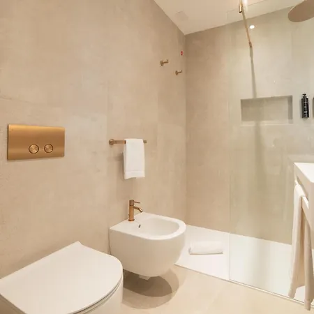 Hotel Hi - Lakeview Pool Sirmione