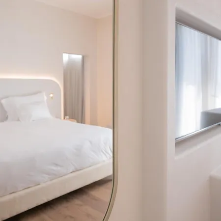 Hi - Lakeview Pool Hotel 3*