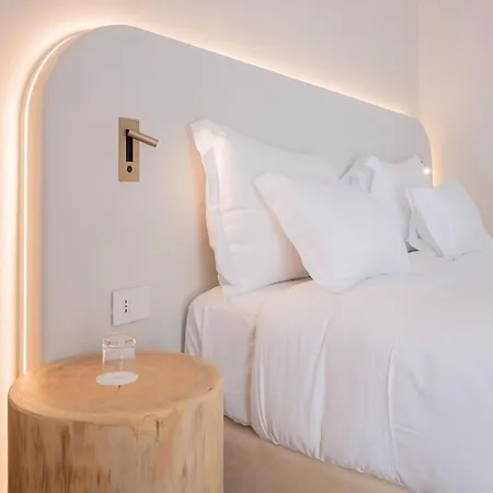 Hotel Hi - Lakeview Pool 3*